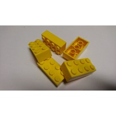LEGO Blokje GEEL Graveren met Naam en Ingekleurd 